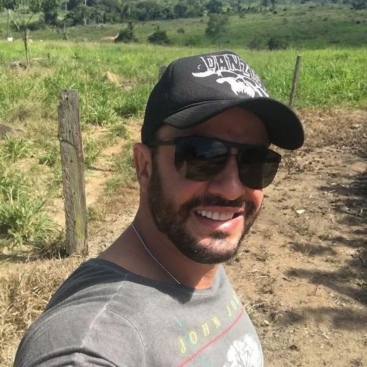 <em>Hugo T., London</em>